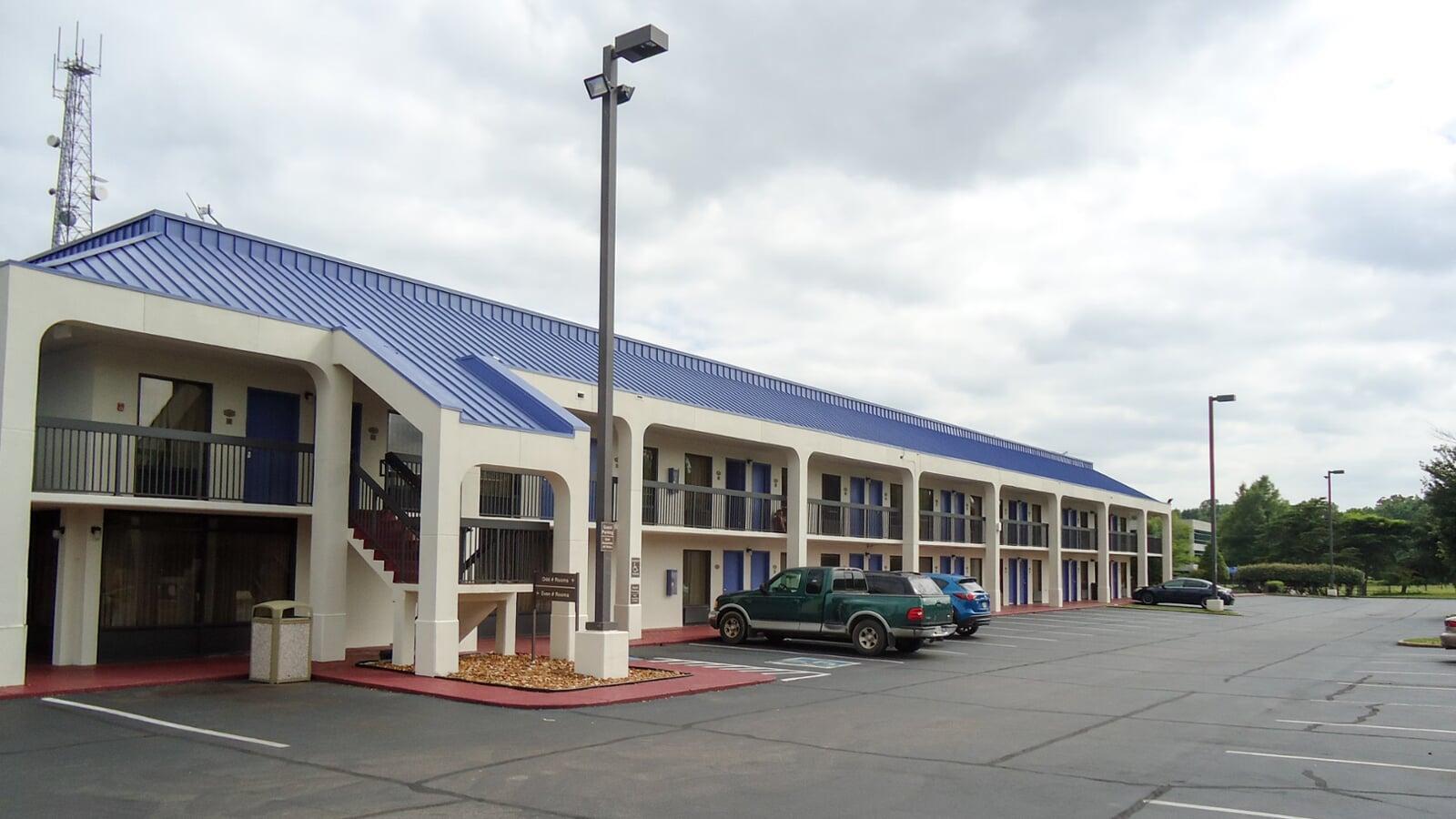 Motel 6 Memphis Interior